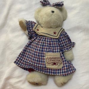 Longaberger Homestead Boyd Bear